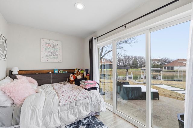 11160 Stanfield Road, Azle, TX 76020