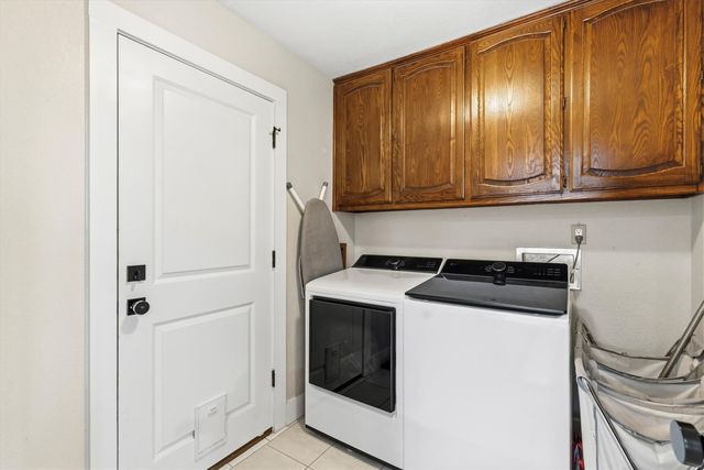 11160 Stanfield Road, Azle, TX 76020