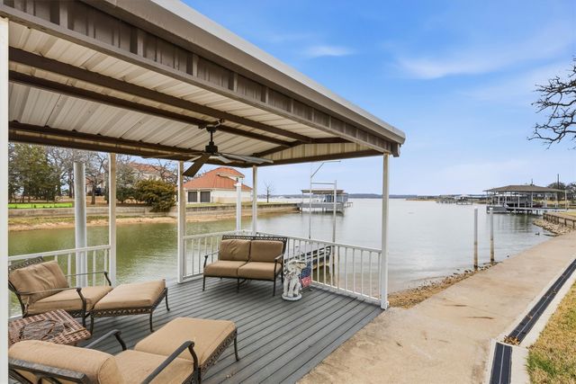 11160 Stanfield Road, Azle, TX 76020