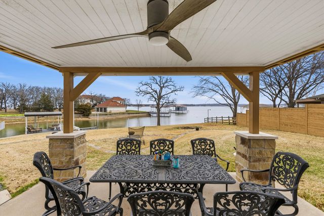 11160 Stanfield Road, Azle, TX 76020