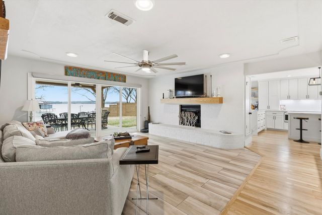 11160 Stanfield Road, Azle, TX 76020