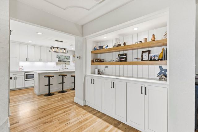 11160 Stanfield Road, Azle, TX 76020