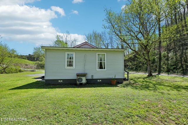 2535 Chapman Hwy, Sevierville, TN 37876