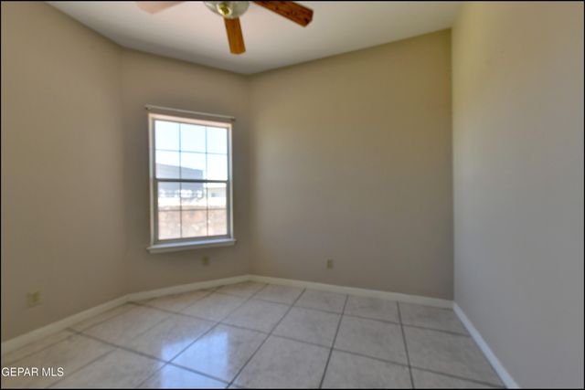 573 BLUFF CANYON Circle, El Paso, TX 79912