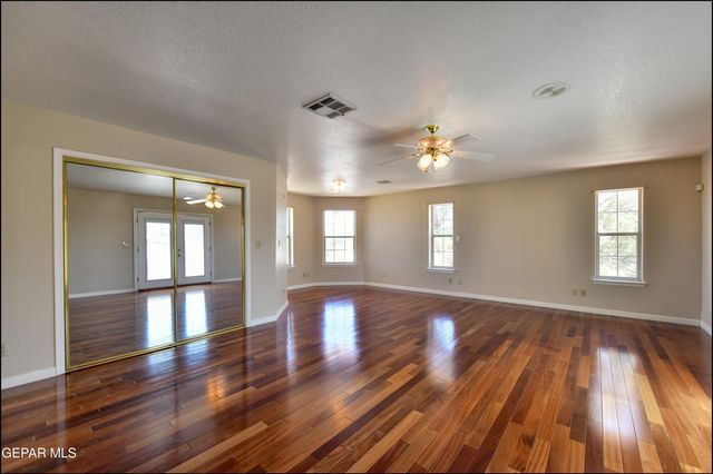 573 BLUFF CANYON Circle, El Paso, TX 79912