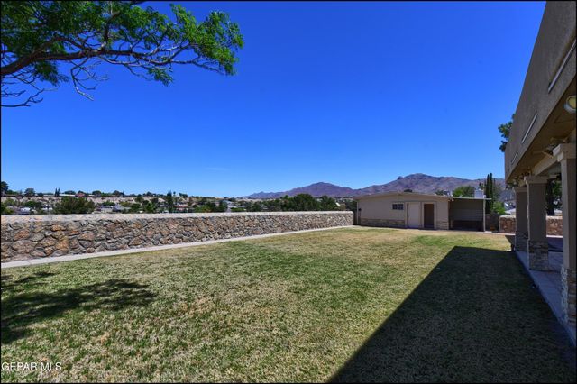 573 BLUFF CANYON Circle, El Paso, TX 79912