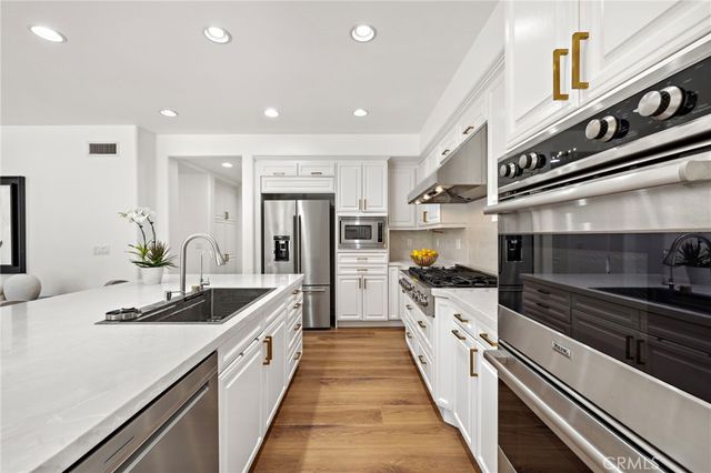 30 Palazzo, Newport Beach, CA 92660