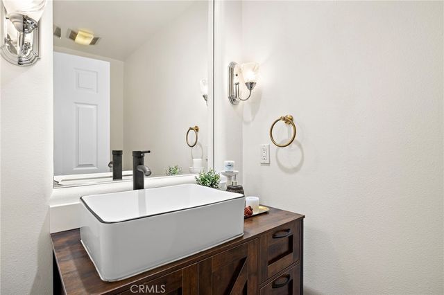 30 Palazzo, Newport Beach, CA 92660
