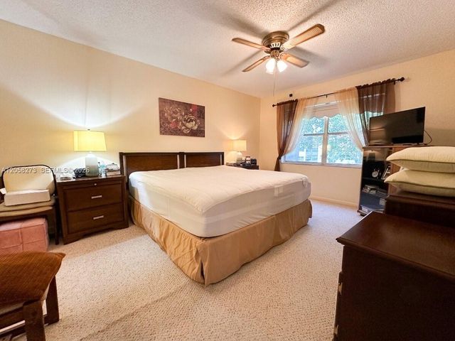 9801 Sunrise Lakes Blvd 203, Sunrise, FL 33322