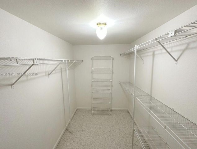 9801 Sunrise Lakes Blvd 203, Sunrise, FL 33322