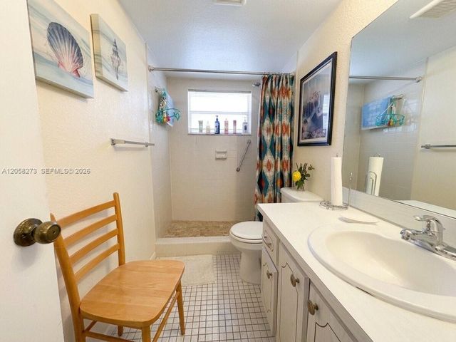 9801 Sunrise Lakes Blvd 203, Sunrise, FL 33322