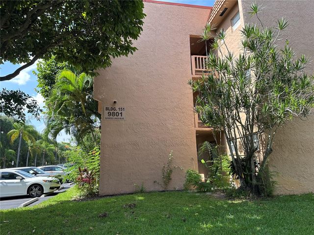 9801 Sunrise Lakes Blvd 203, Sunrise, FL 33322