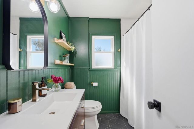 135 E 10th, Escondido, CA 92025