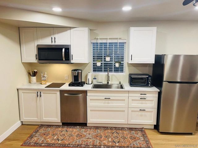 135 E 10th, Escondido, CA 92025