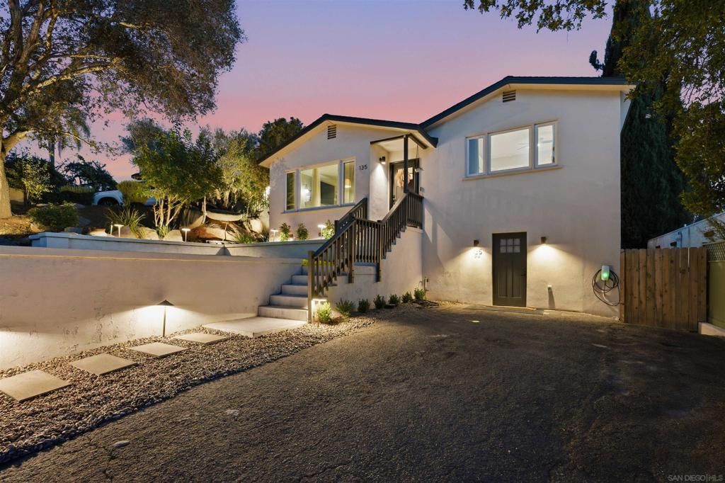 135 E 10th, Escondido, CA 92025