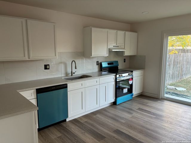 2214 Juniper Hill, San Antonio, TX 78245