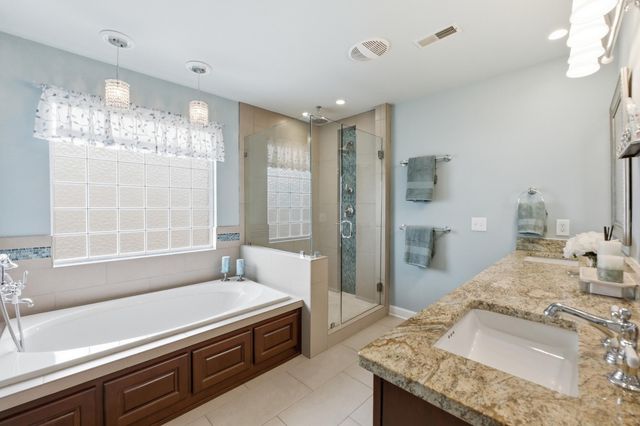 9920 Cloverlan Hills Drive, Ooltewah, TN 37363