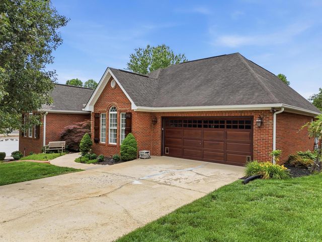 9920 Cloverlan Hills Drive, Ooltewah, TN 37363