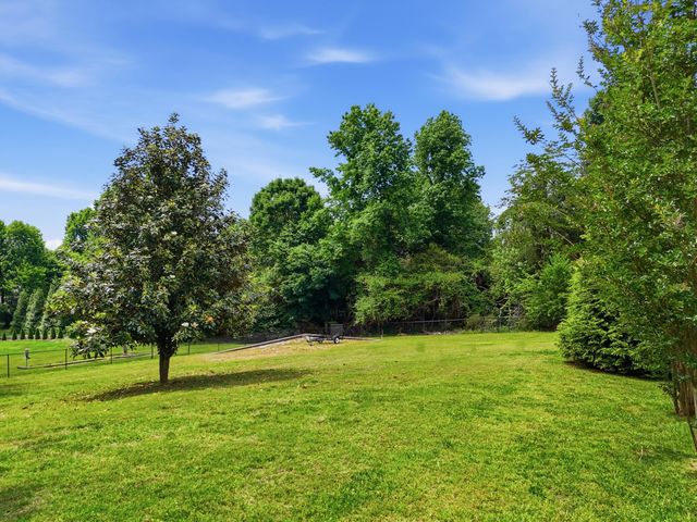 9920 Cloverlan Hills Drive, Ooltewah, TN 37363