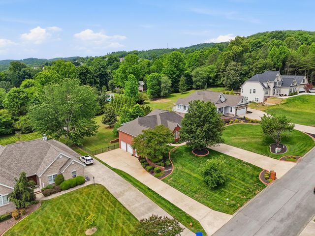 9920 Cloverlan Hills Drive, Ooltewah, TN 37363