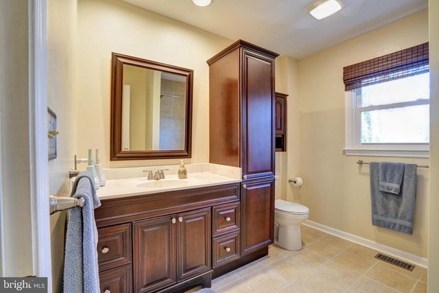 1521 E SEDONA DR, Downingtown, PA 19335