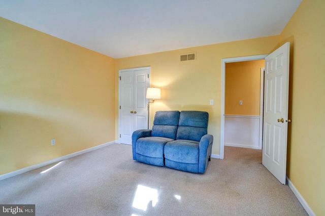 1521 E SEDONA DR, Downingtown, PA 19335