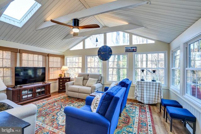 1521 E SEDONA DR, Downingtown, PA 19335