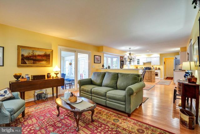 1521 E SEDONA DR, Downingtown, PA 19335