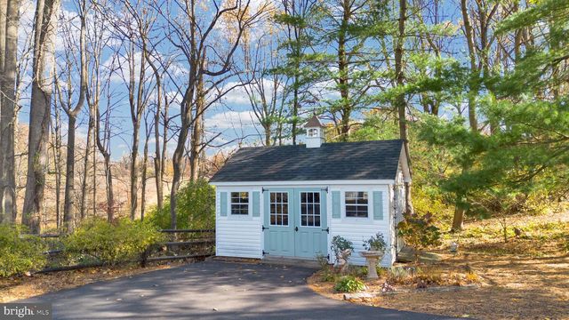 1521 E SEDONA DR, Downingtown, PA 19335