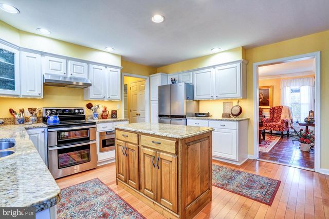 1521 E SEDONA DR, Downingtown, PA 19335