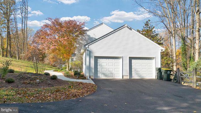 1521 E SEDONA DR, Downingtown, PA 19335