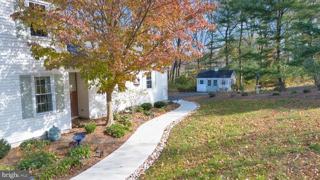 1521 E SEDONA DR, Downingtown, PA 19335