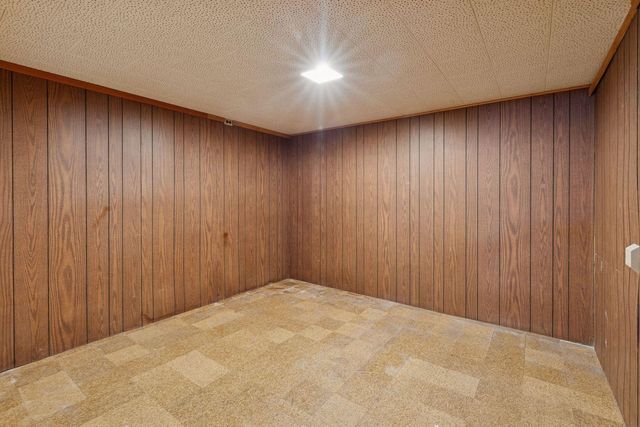 6216 Ridge Drive, Woodbury, MN 55125