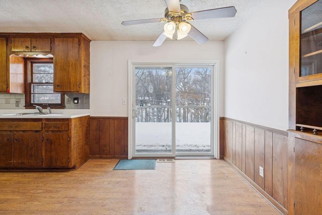 6216 Ridge Drive, Woodbury, MN 55125