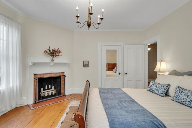 1083 Walnut St, Newton, MA 02461