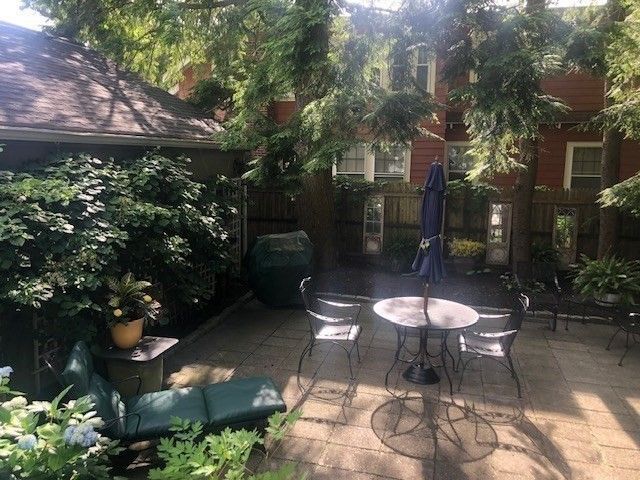 1083 Walnut St, Newton, MA 02461