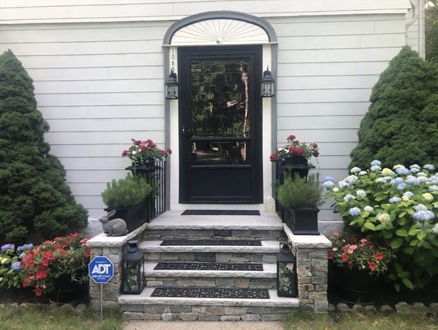 1083 Walnut St, Newton, MA 02461