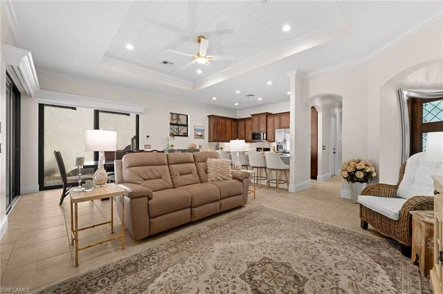 8000 Cordoba PL, Naples, FL 34113