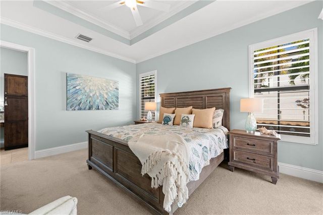 8000 Cordoba PL, Naples, FL 34113
