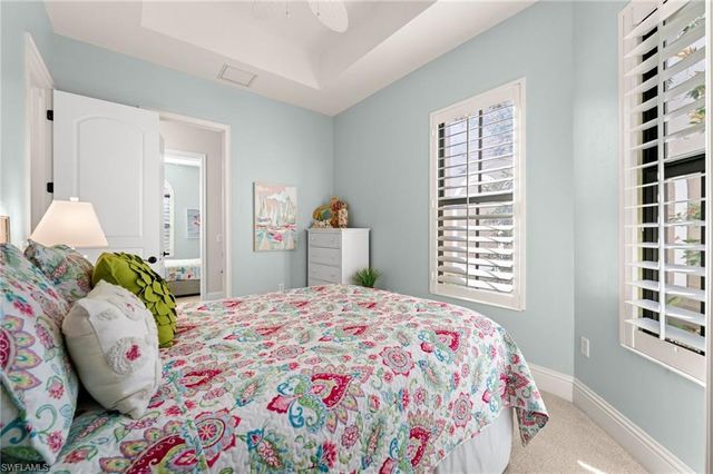 8000 Cordoba PL, Naples, FL 34113