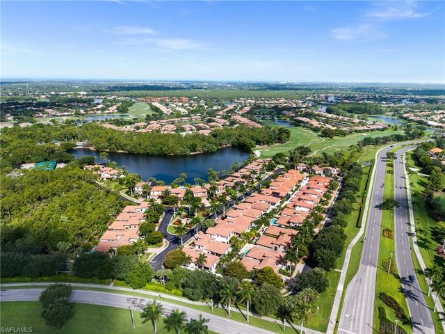 8000 Cordoba PL, Naples, FL 34113