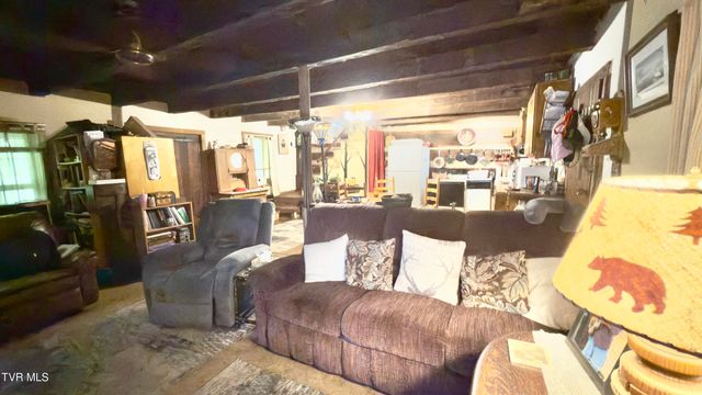 389 Adams Chapel Road, Blountville, TN 37617