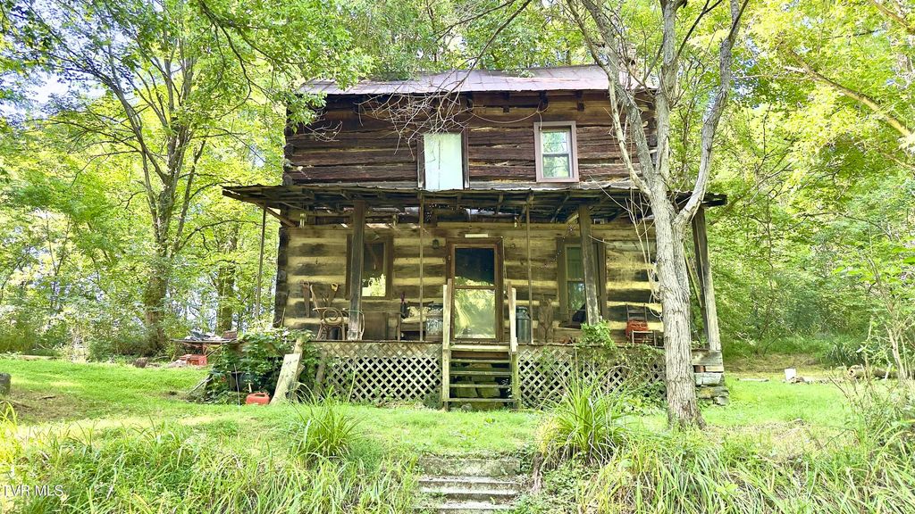 389 Adams Chapel Road, Blountville, TN 37617