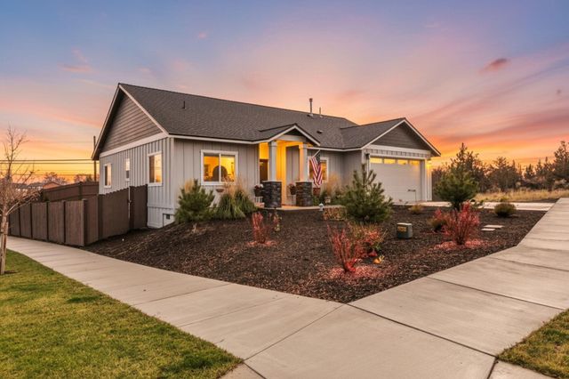 591 SW Cassidy Avenue, Madras, OR 97741