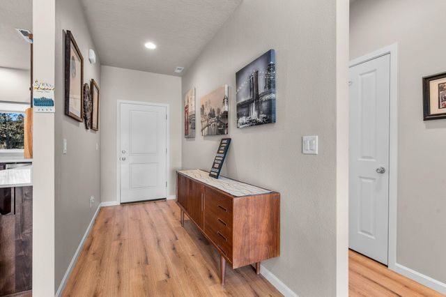 591 SW Cassidy Avenue, Madras, OR 97741