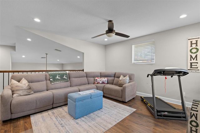 1444 RIDGE TERRACE, Tarpon Springs, FL 34689