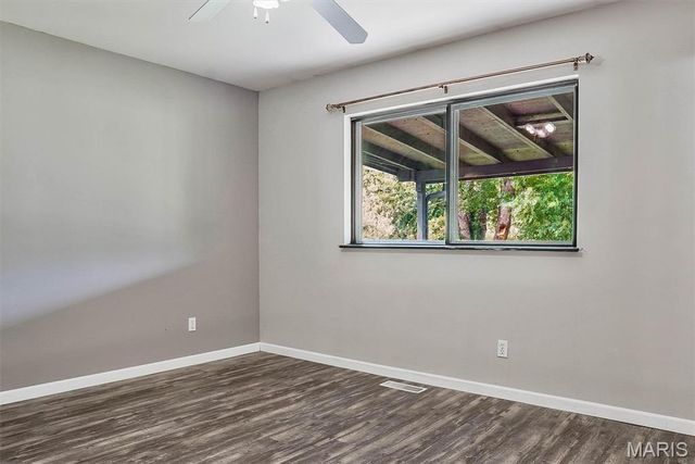 5863 Brouk Valley Drive, House Springs, MO 63051
