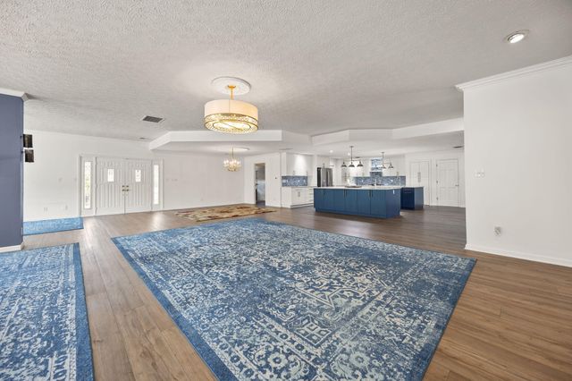 237 Hickory Avenue, Somerset, KY 42503