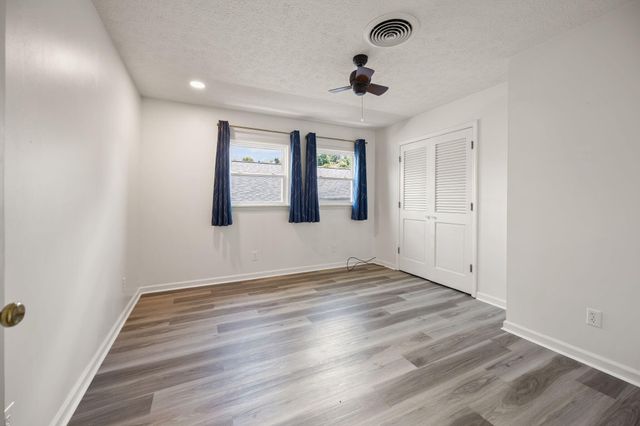 237 Hickory Avenue, Somerset, KY 42503