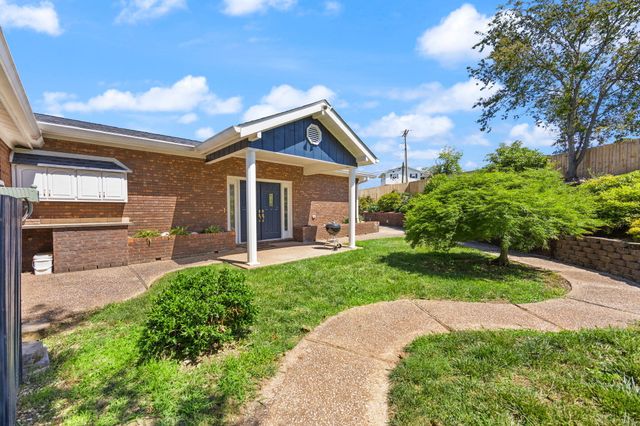 237 Hickory Avenue, Somerset, KY 42503